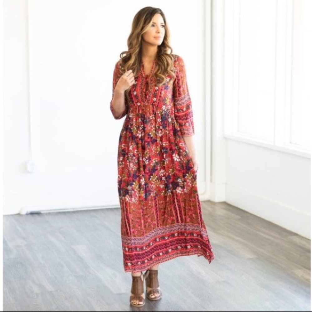 Jodifl Red Floral Boho Maxi Dress - size small